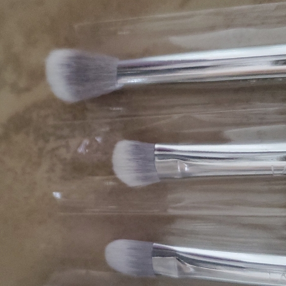 Set of 5 makeup brushes - Picture 4 of 4